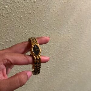 Seiko watch with diamond in middle